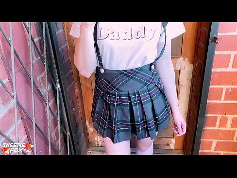 ❤️ Učenica duboko siše kurac i jebe umjesto nastave. Porno video u pornografiji bs.vbdsm.ru ❤
