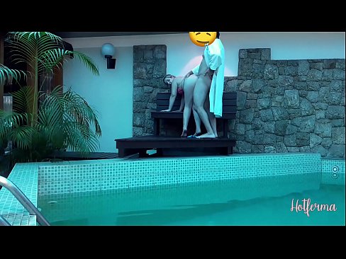 ❤️ Šef poziva sobaricu na bazen, ali nije mogao odoljeti vrućini Porno video u pornografiji bs.vbdsm.ru ❤